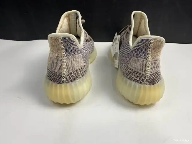 hype Boost V2 Pearl Adidas Yeezy Ash GY7658 350 0605
